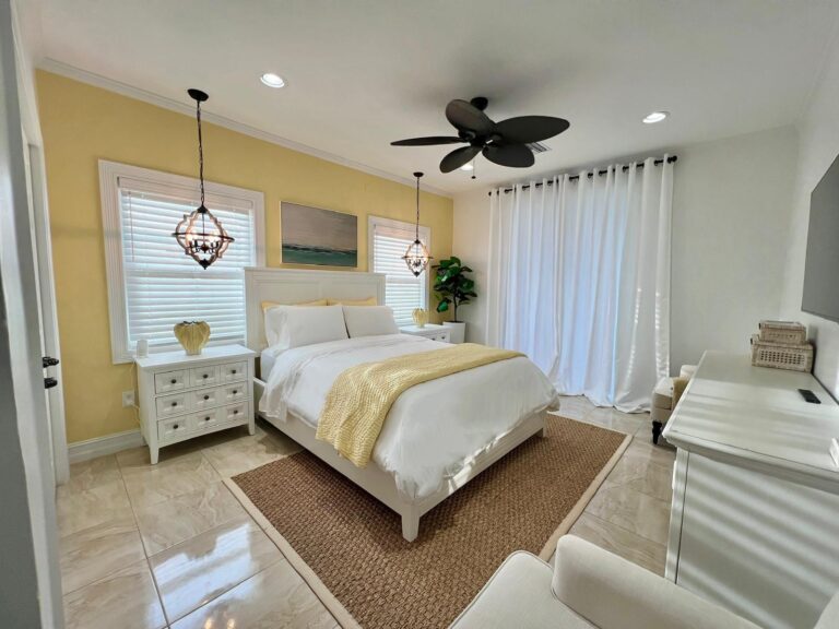 turquoise seas bedroom 2